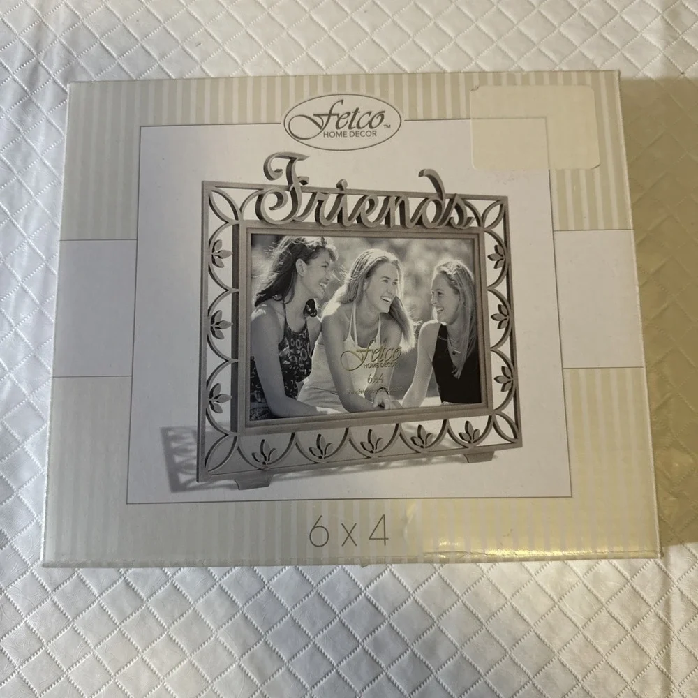 Fetco Metal Photo Frame ,  Friends,  6x4 , New In Box